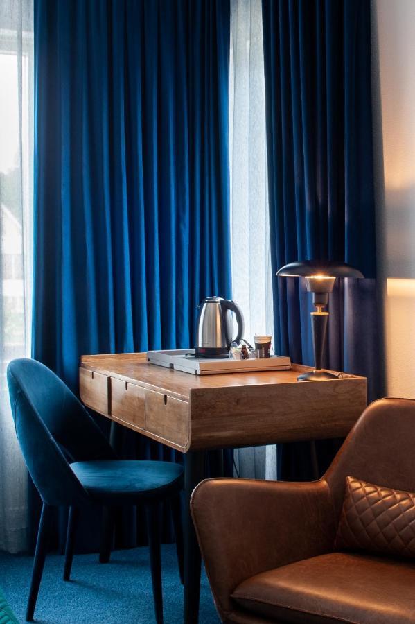 De Watersport Heeg Hotell Exteriör bild