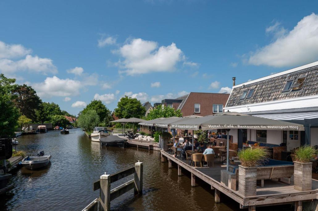 De Watersport Heeg Hotell Exteriör bild